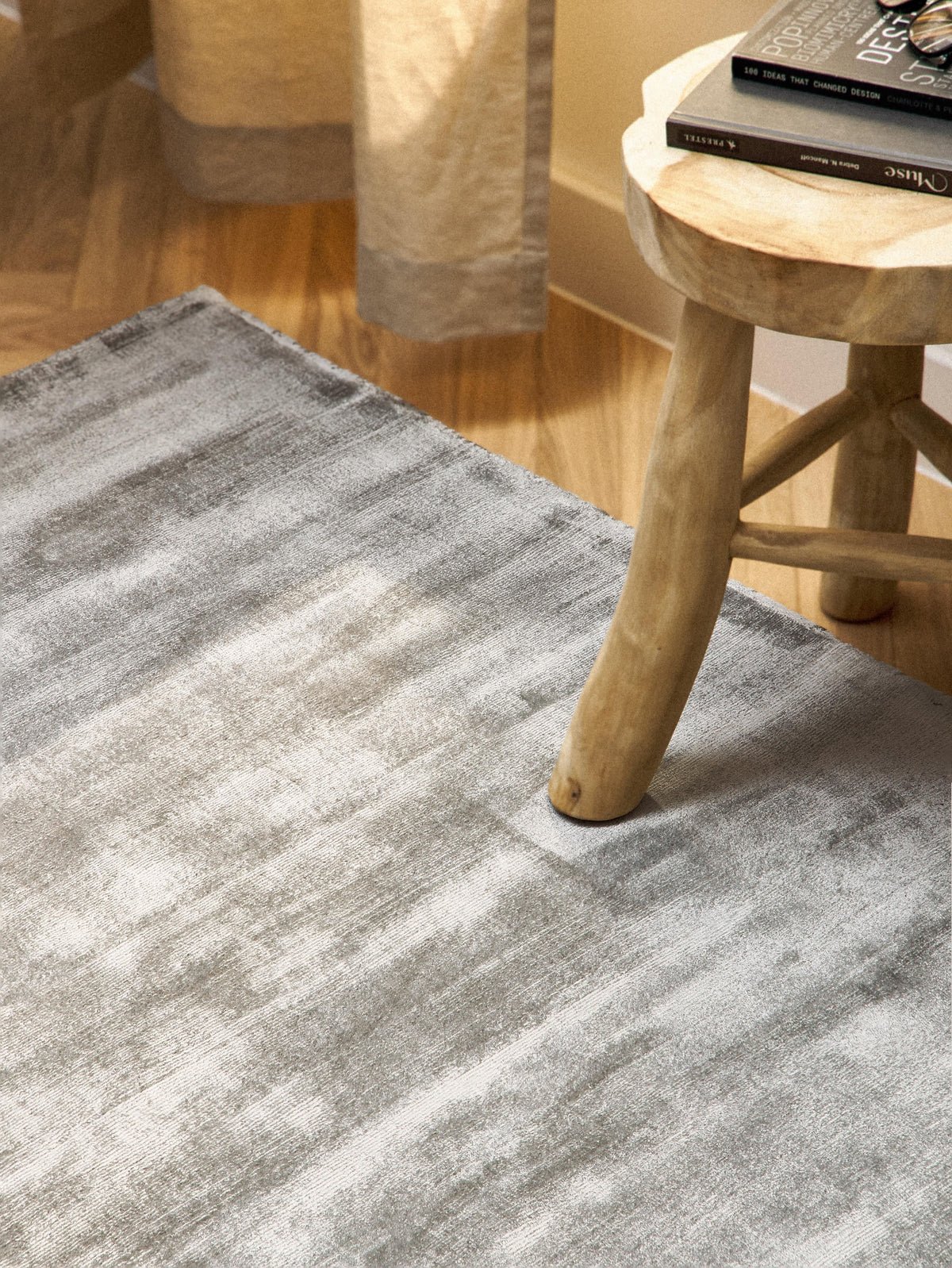 Jessalyn Hand-Woven Viscose Rug
