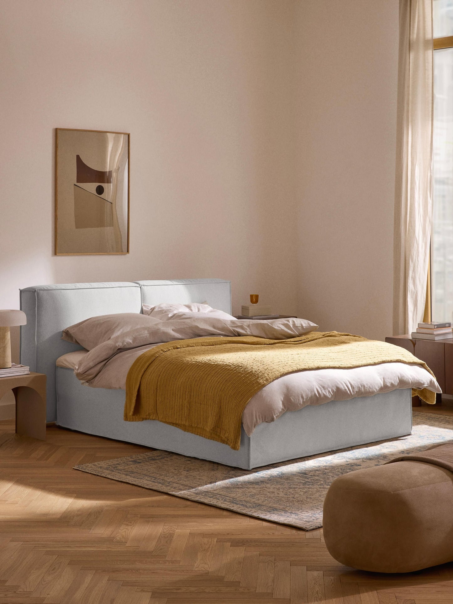 Lenmoor Box Spring Bed