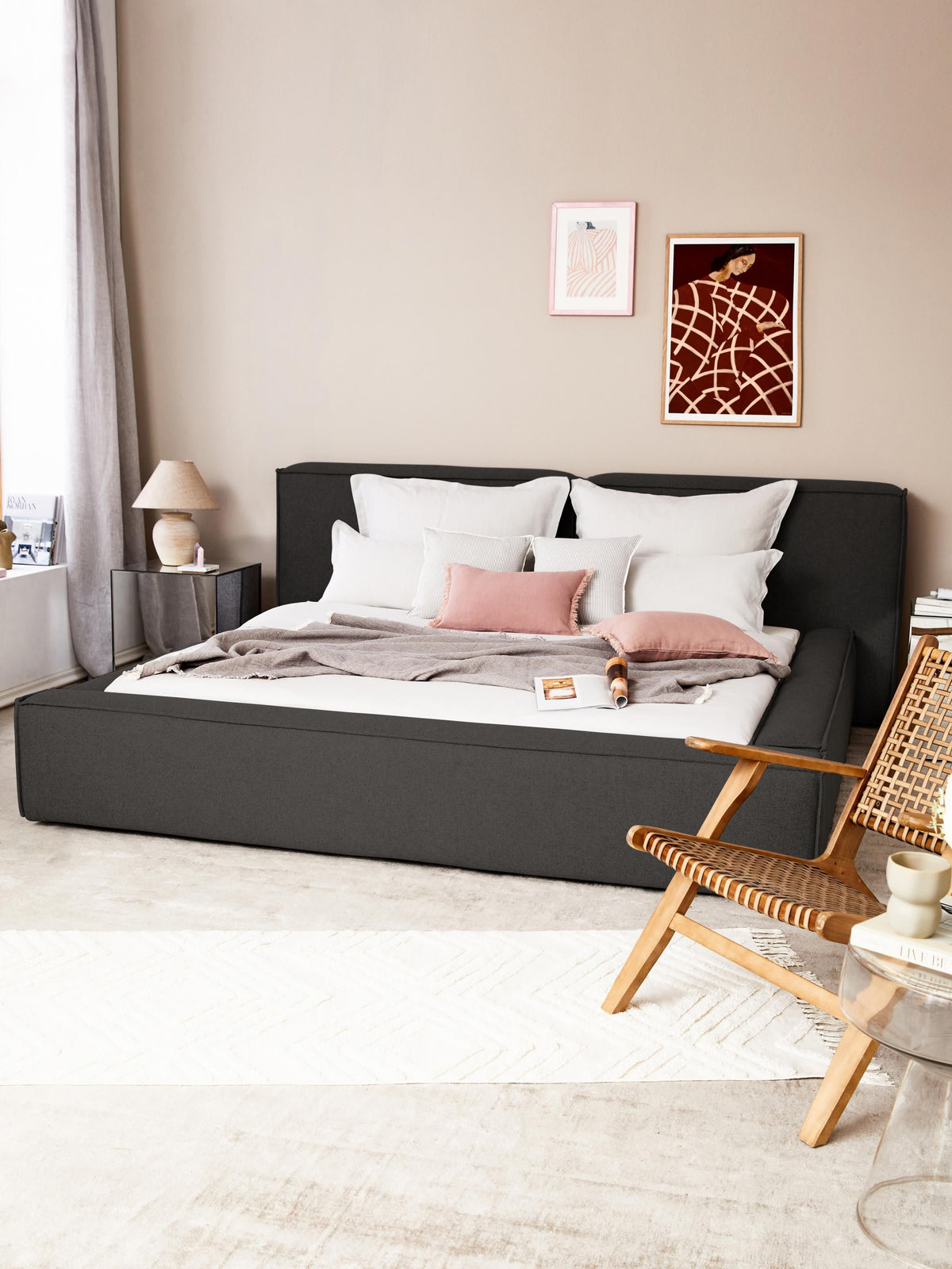 Lenmoor Upholstered Bed
