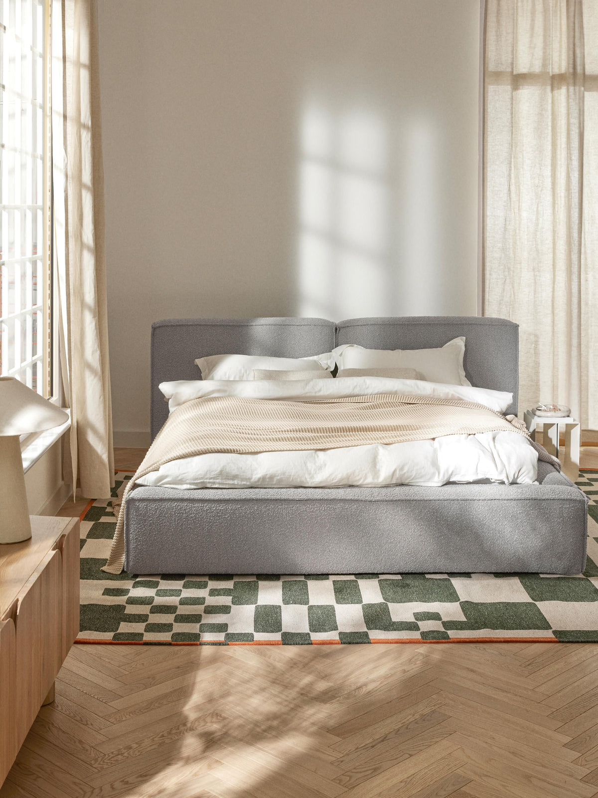 Lenmoor Upholstered Bed in Bouclé