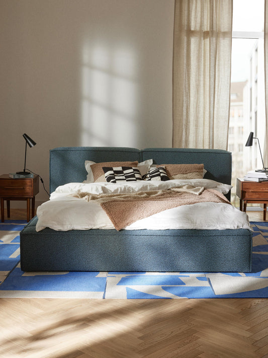 Lenmoor Upholstered Bed in Bouclé