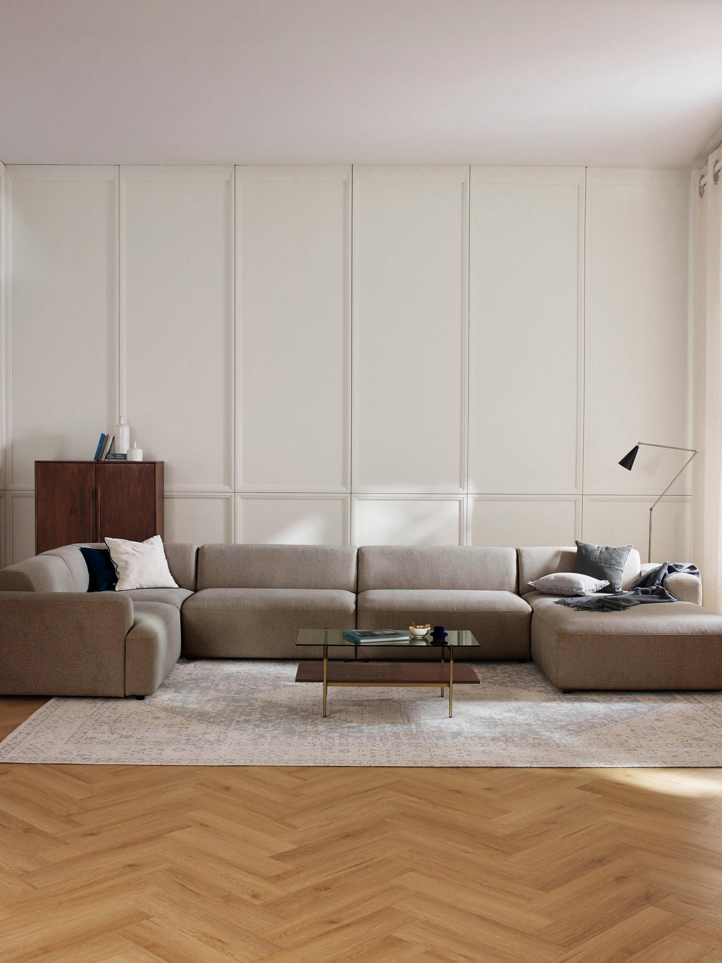 Melvara XL Sofa