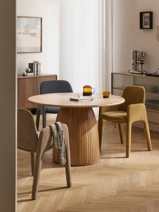 Nelmira Round Dining Table with Fluted Texture, in Various Sizes