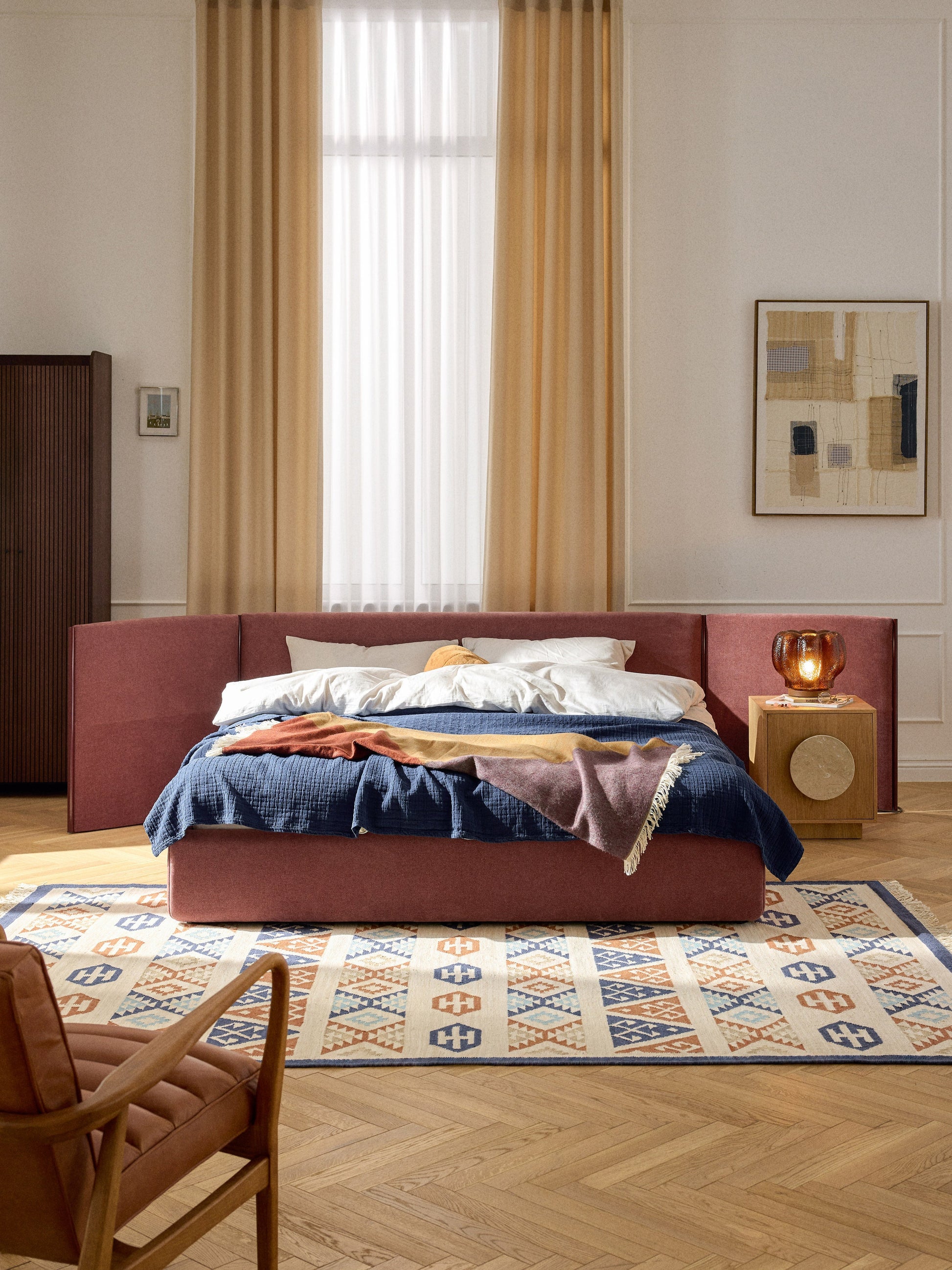 Ottavo Upholstered Bed with Folding Headboard